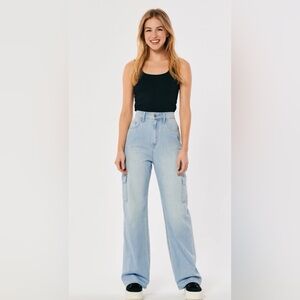 Hollister highest rise vintage baggy lightwash‎ jeans 5S/4S 27S
